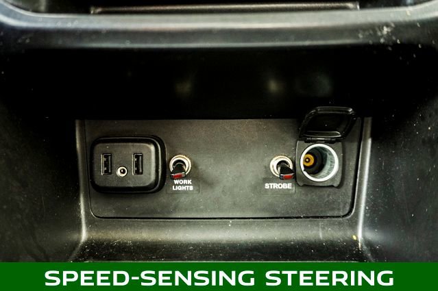 Used 2022 Chevrolet Colorado LT w/ Fleet Safety Package image 17