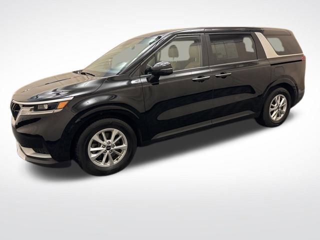 Used 2024 Kia Carnival LX FWD image 8