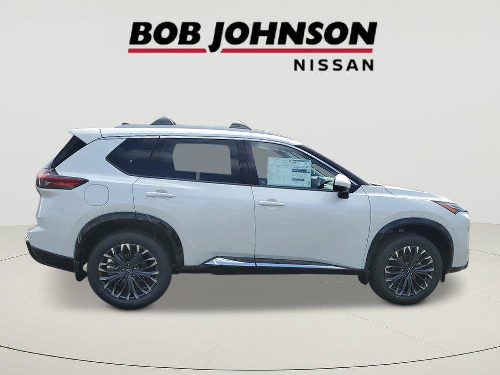 New 2026 Nissan Rogue Platinum AWD/4WD image 2