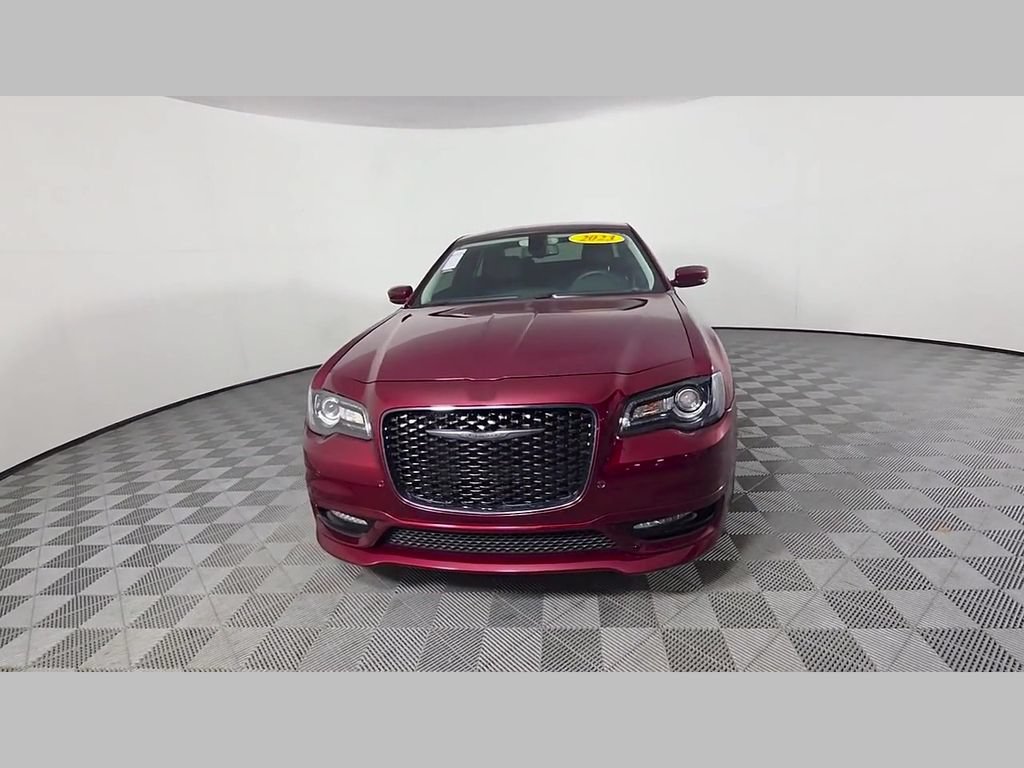 Used 2023 Chrysler 300 Touring L w/ Comfort Group RWD image 51