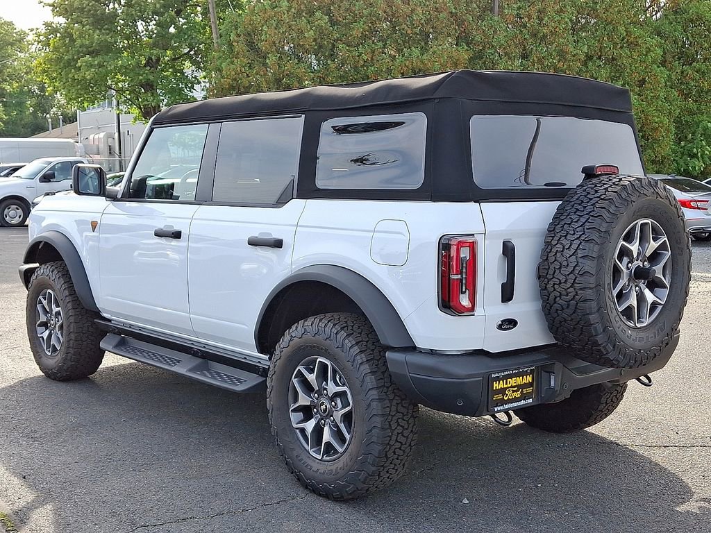 New 2025 Ford Bronco Badlands AWD/4WD image 3