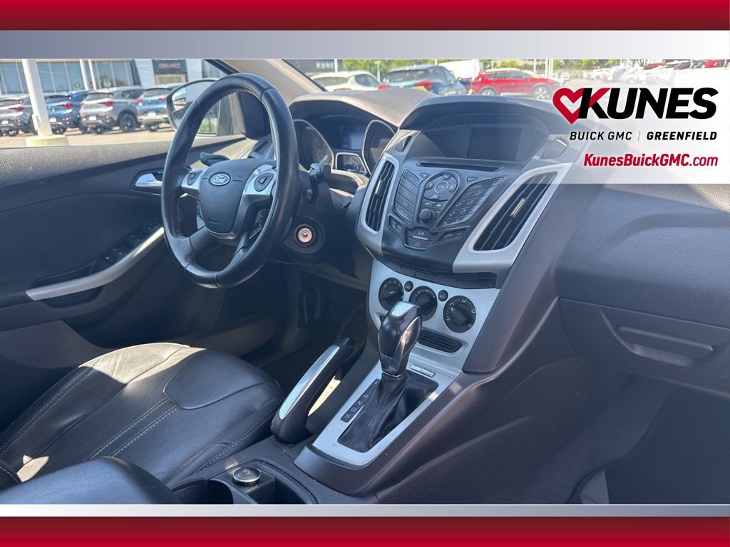 Used 2013 Ford Focus SE FWD image 36