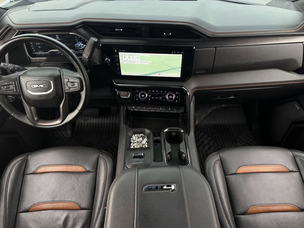 Used 2024 GMC Sierra 2500 AT4 w/ AT4 Preferred Package image 12