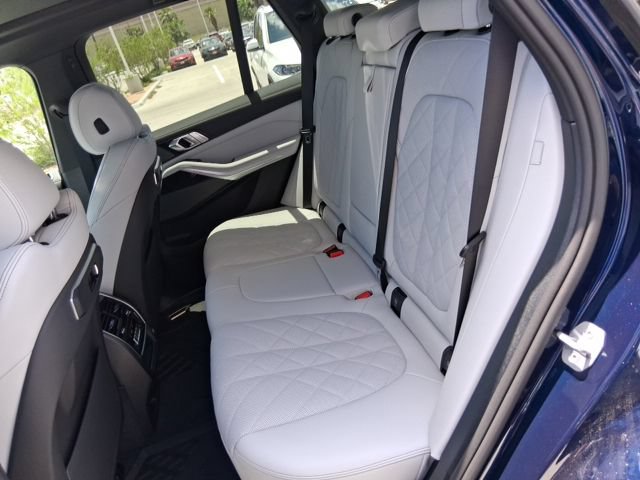 New 2026 BMW X5 sDrive40i w/ M Sport Package RWD image 17