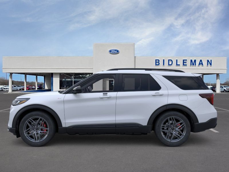 New 2026 Ford Explorer ST-Line w/ ST-Line Street Pack AWD/4WD image 3
