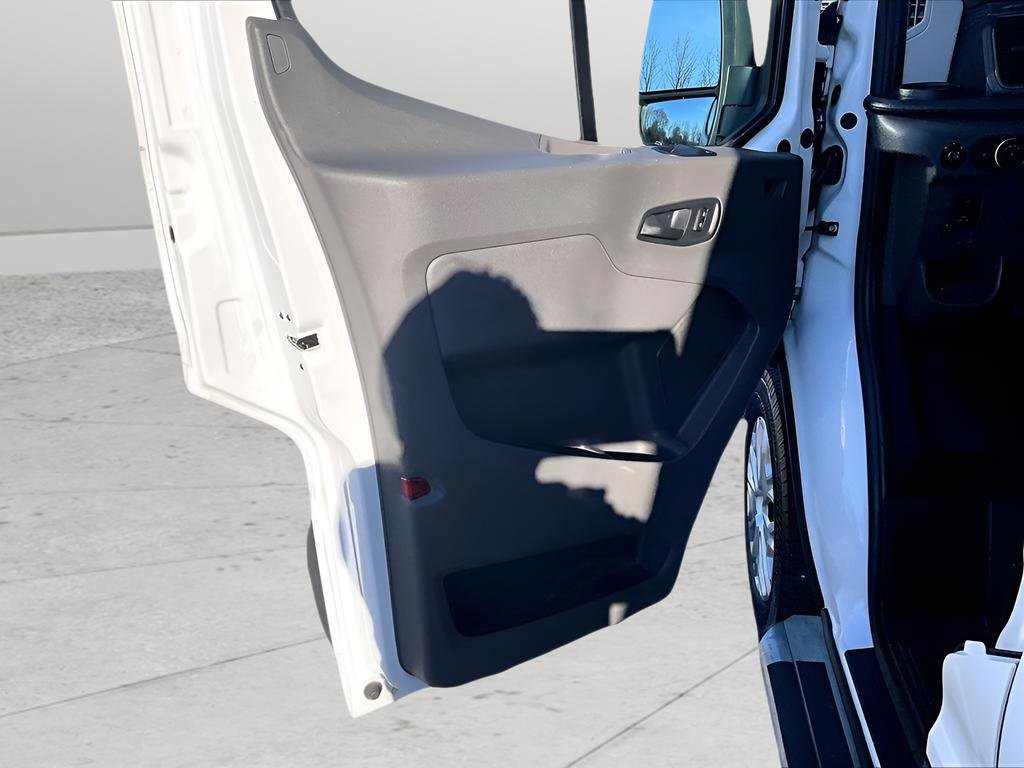 Used 2024 Ford Transit 250 Low Roof w/ Exterior Upgrade Package image 16