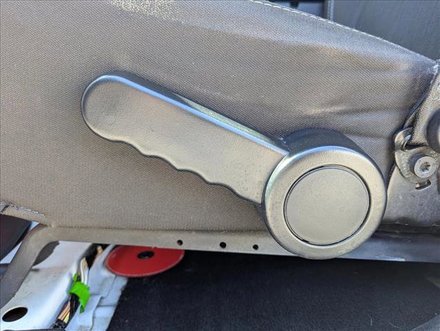 Used 2015 Jeep Wrangler Unlimited Sahara w/ Connectivity Group image 6