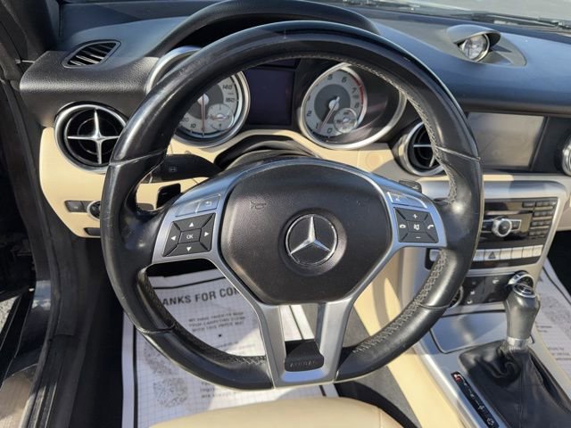 Used 2013 Mercedes-Benz SLK 250 w/ Premium I Pkg image 10