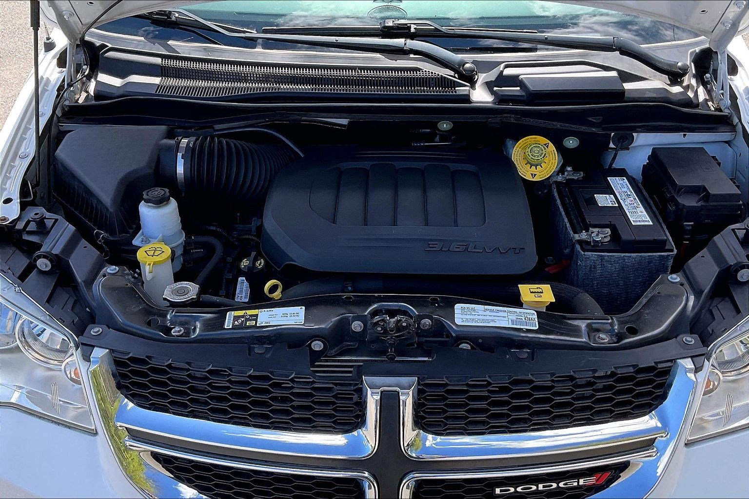 Used 2019 Dodge Grand Caravan SE FWD image 9