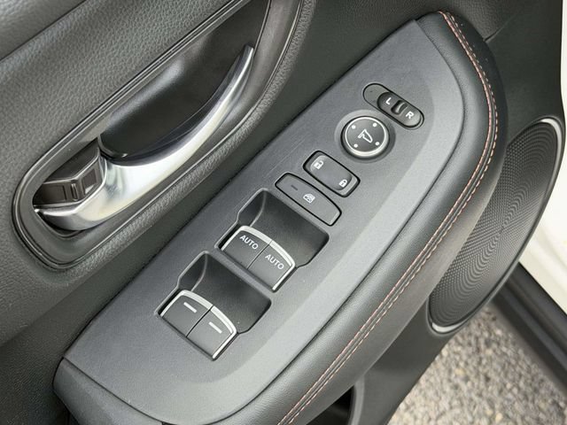 Used 2025 Honda HR-V Sport image 7