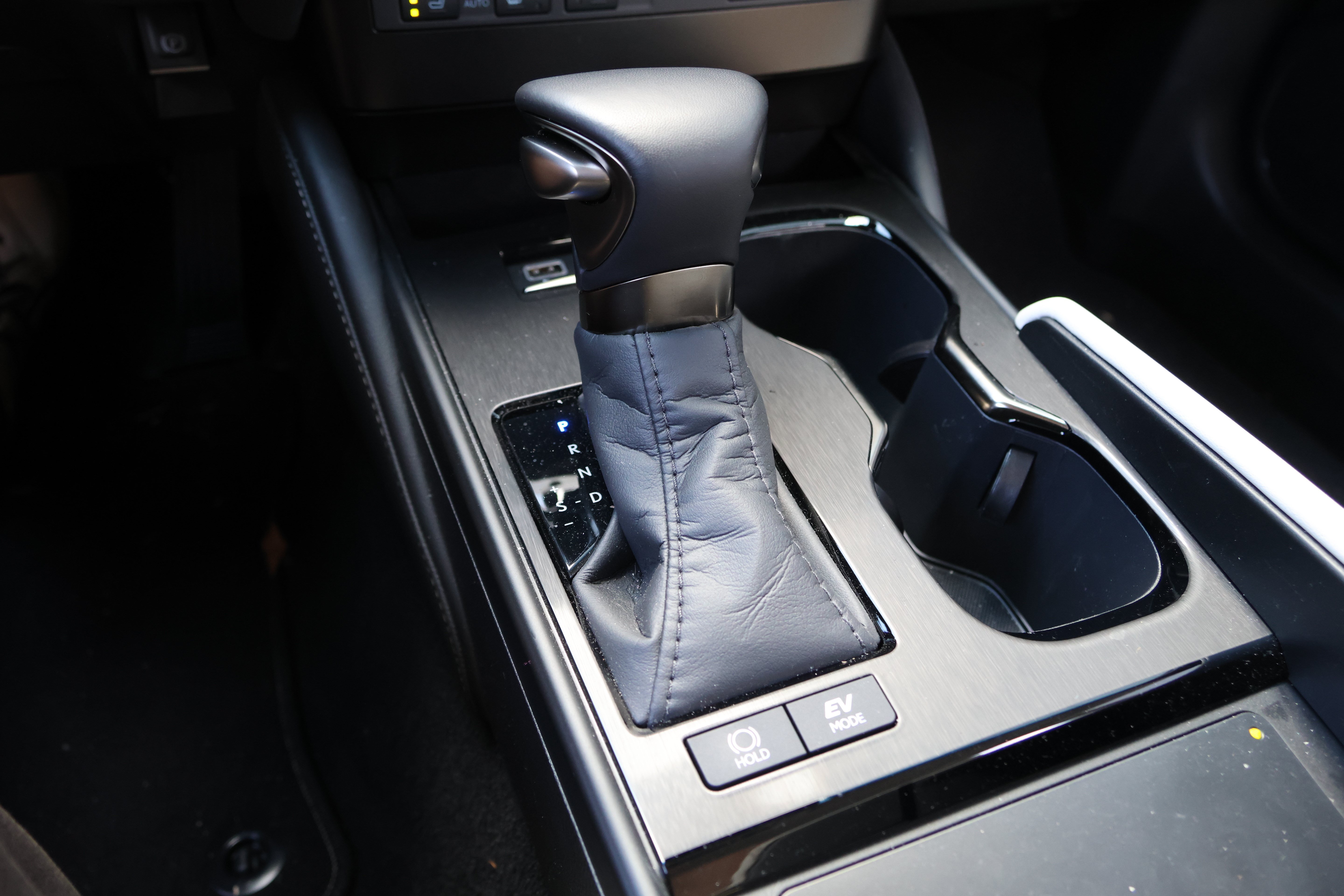 Certified 2025 Lexus ES 300h w/ Premium Package FWD image 28