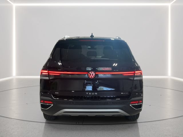 New 2026 Volkswagen Taos SE AWD/4WD image 4