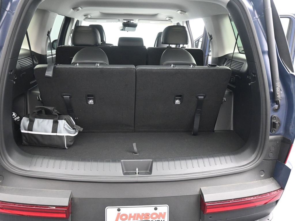 Used 2025 Hyundai Santa Fe XRT image 17