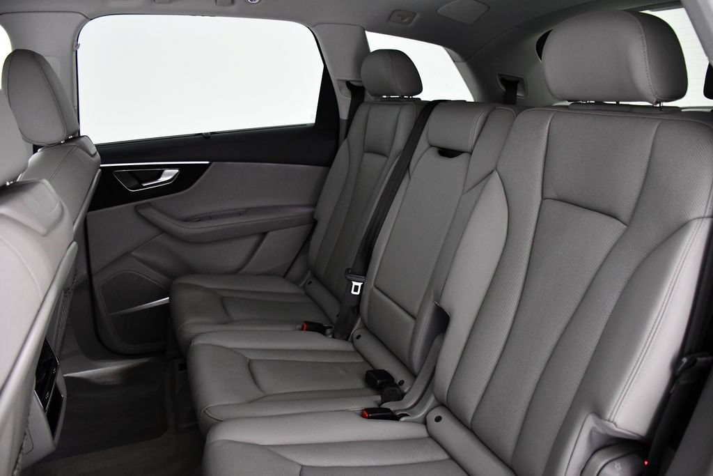 Used 2023 Audi Q7 2.0T Premium Plus w/ Premium Plus Package AWD/4WD image 21