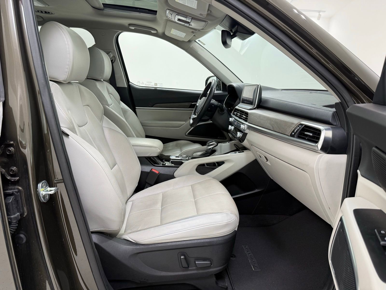 Used 2022 Kia Telluride SX w/ Towing Package image 31