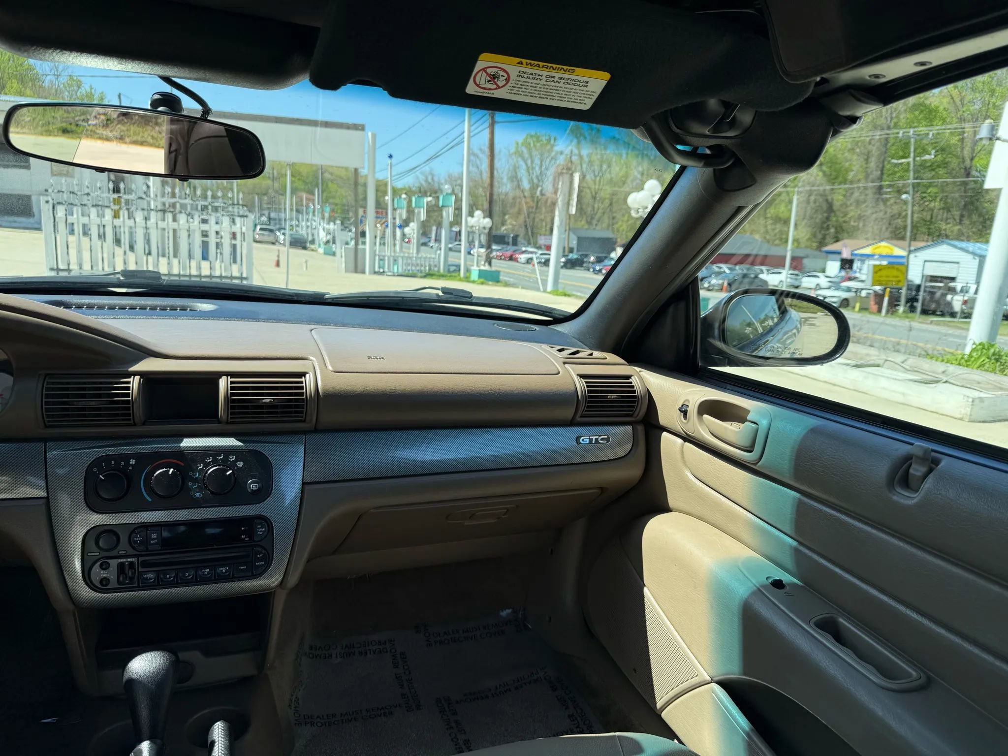 Used 2004 Chrysler Sebring GTC image 25