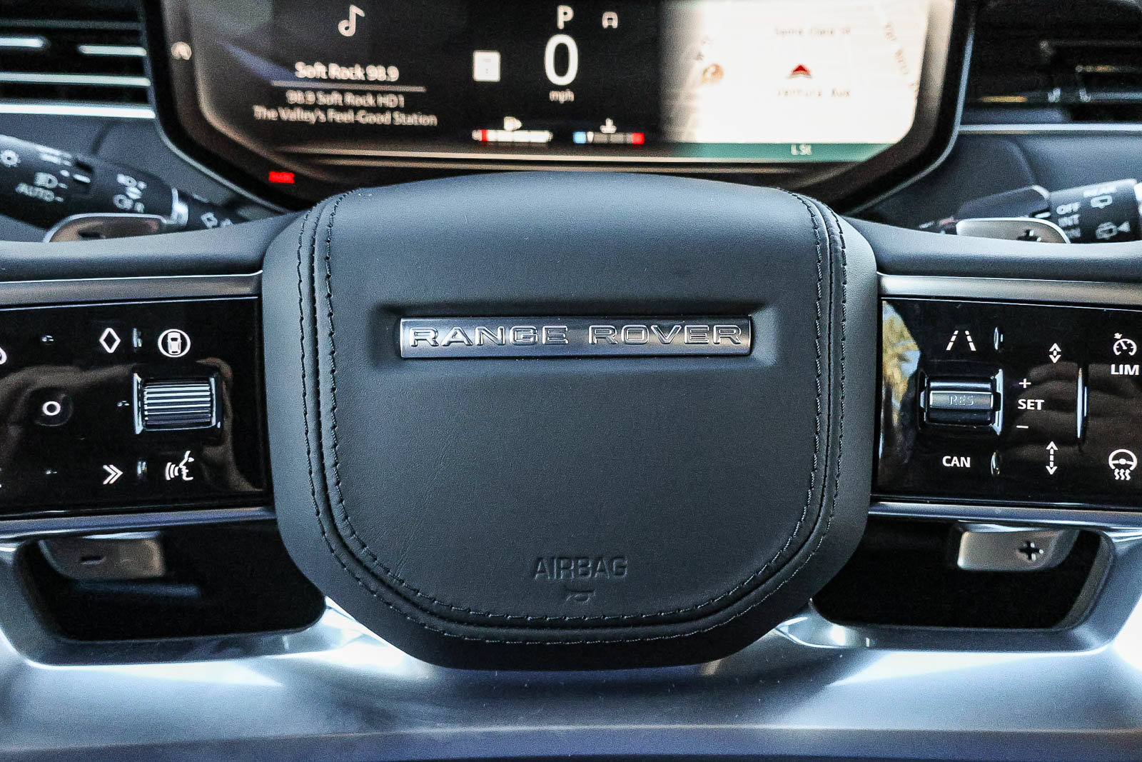 New 2026 Land Rover Range Rover SE AWD/4WD image 31