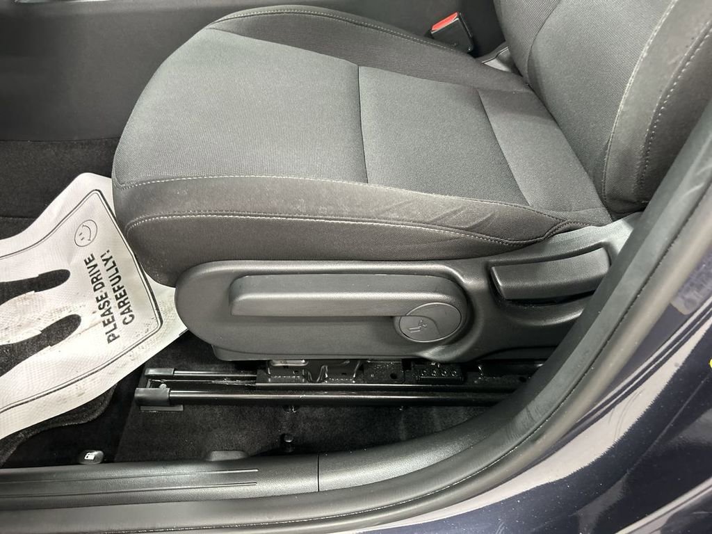 Used 2024 Hyundai Kona SE FWD image 12
