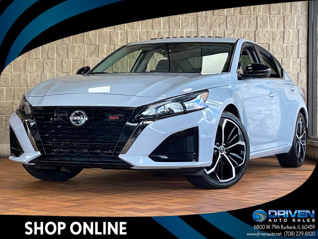 Used 2024 Nissan Altima 2.5 SR w/ SR Premium Package image 1