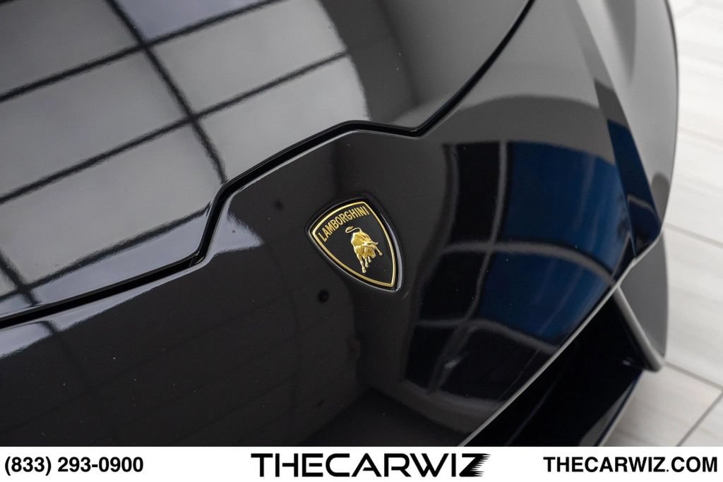 Used 2016 Lamborghini Huracan LP 580-2 RWD image 6