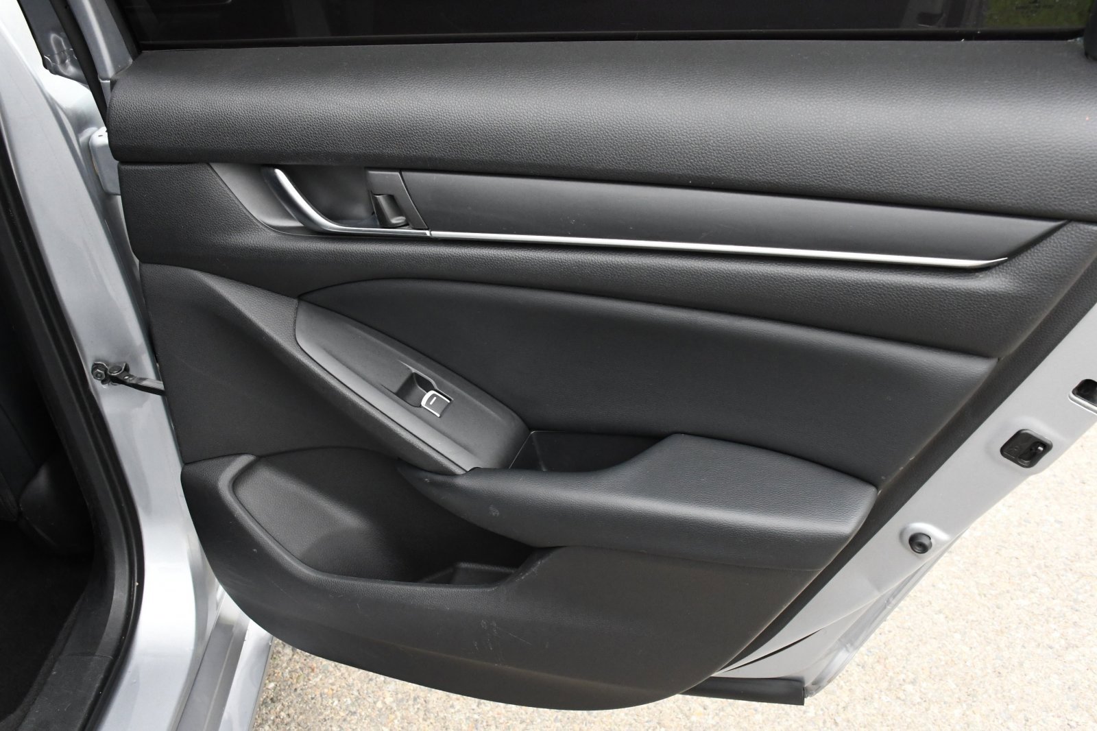 Used 2018 Honda Accord Sport image 18