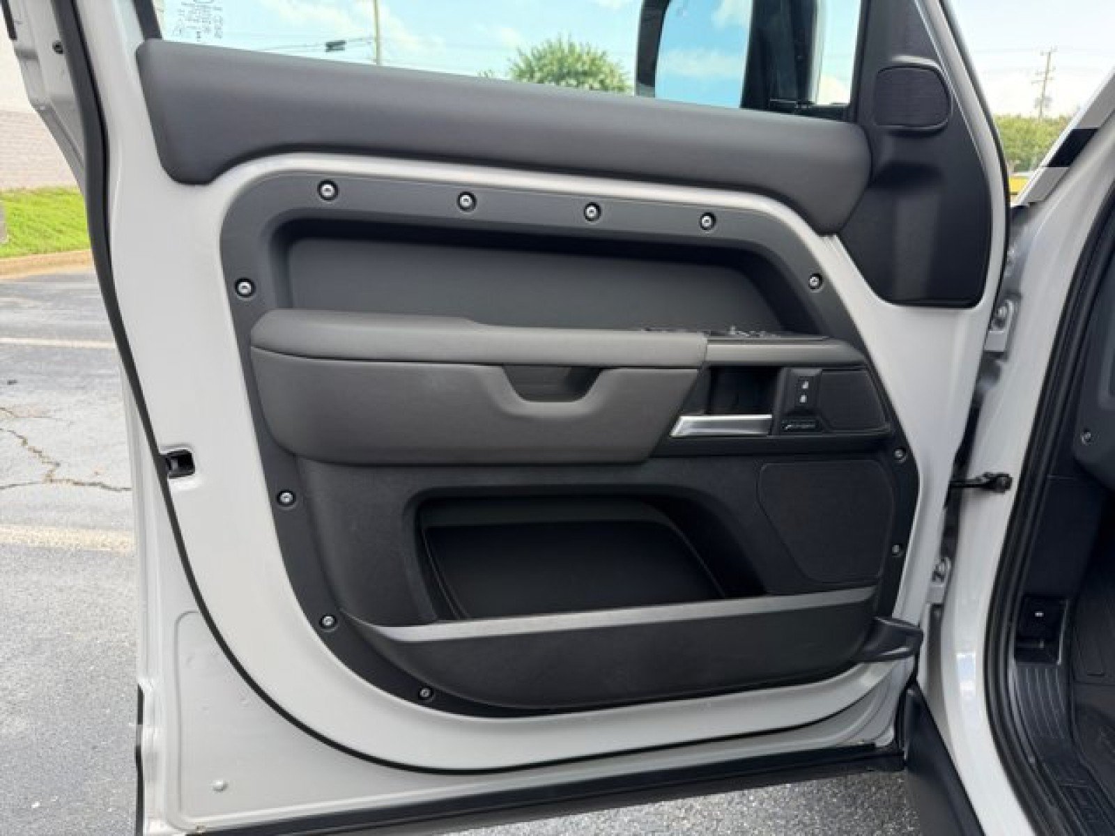 New 2026 Land Rover Defender 110 S AWD/4WD image 20