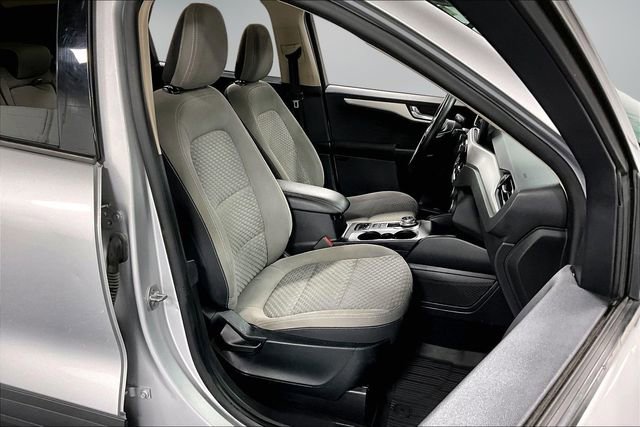 Used 2020 Ford Escape SE image 25