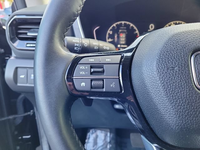 Used 2025 Honda Pilot EX-L image 22