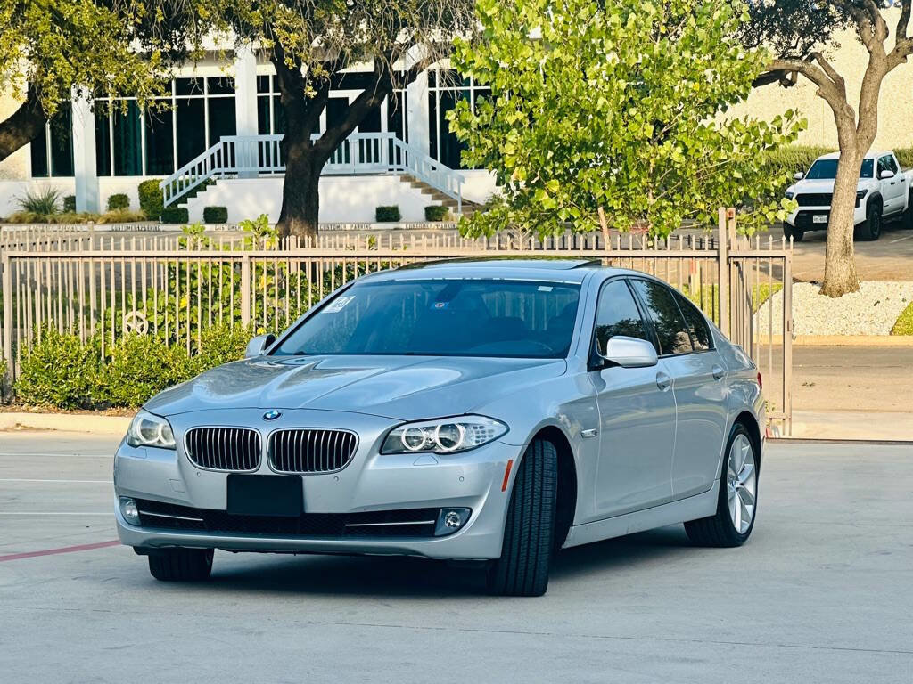 Used 2011 BMW 535i 535i 4dr Sedan image 3