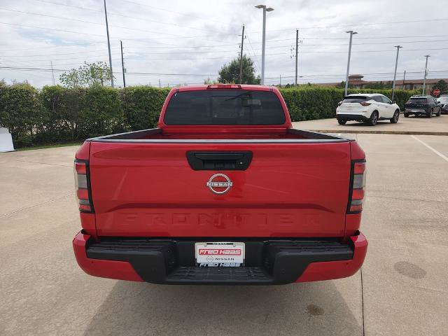 Certified 2025 Nissan Frontier SV image 9