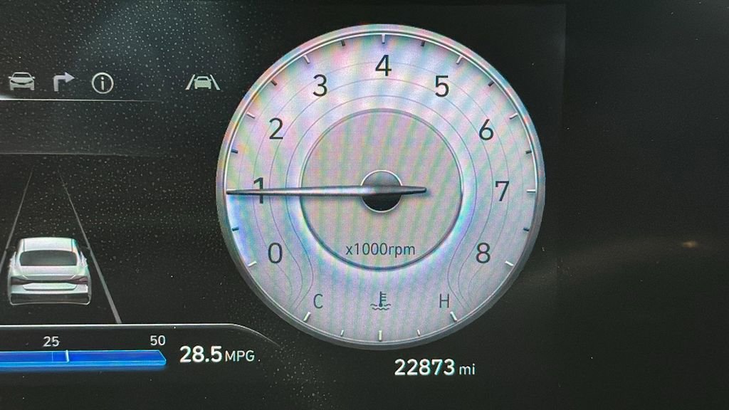 Certified 2024 Hyundai Elantra SEL w/ Convenience Package image 12