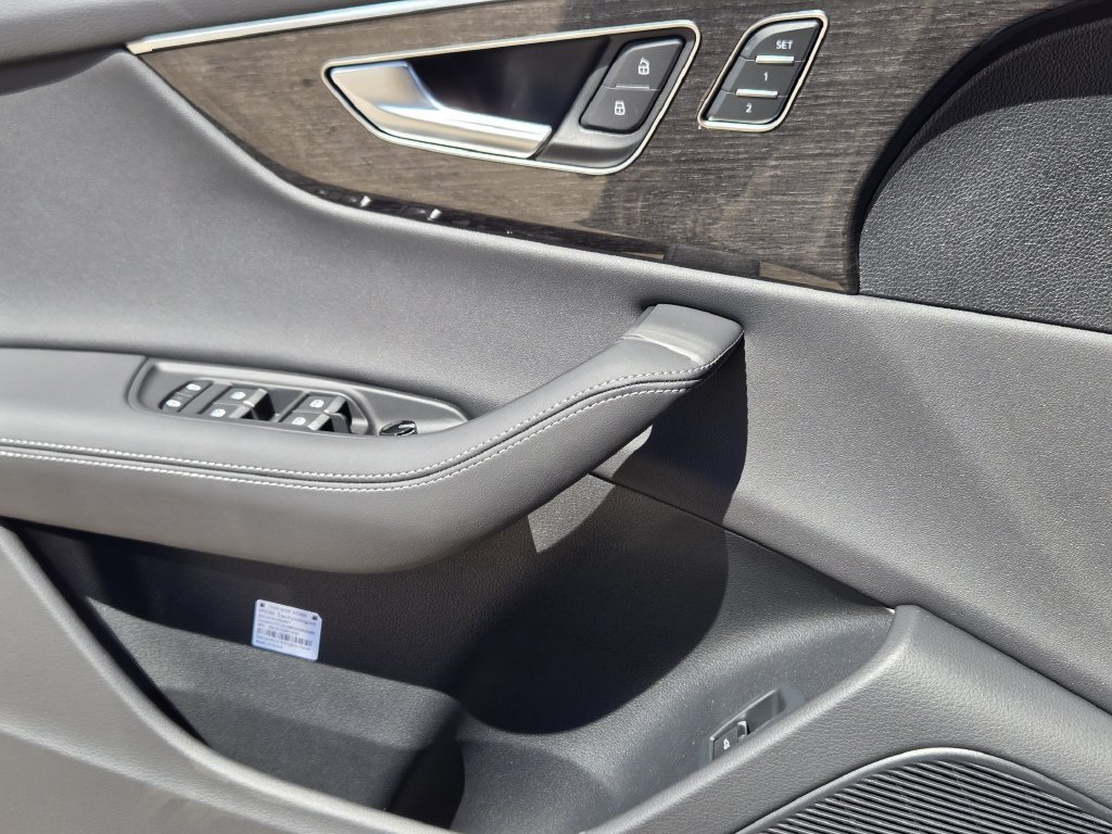 New 2027 Audi Q8 Premium Plus AWD/4WD image 28