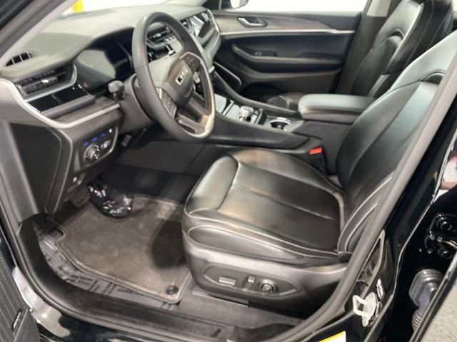 Used 2024 Jeep Grand Cherokee Limited 4xe image 6