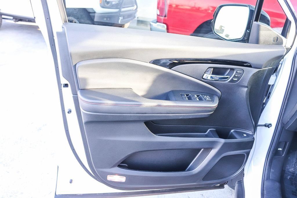 Used 2022 Honda Ridgeline Black Edition image 25