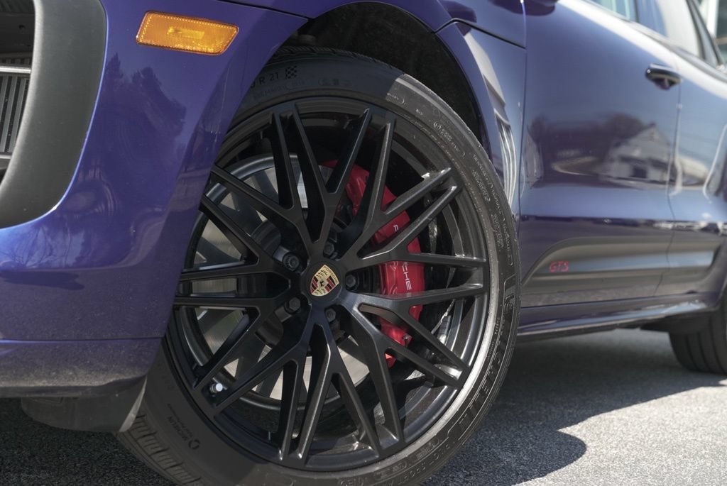 Used 2023 Porsche Macan GTS w/ Premium Package Plus AWD/4WD image 7
