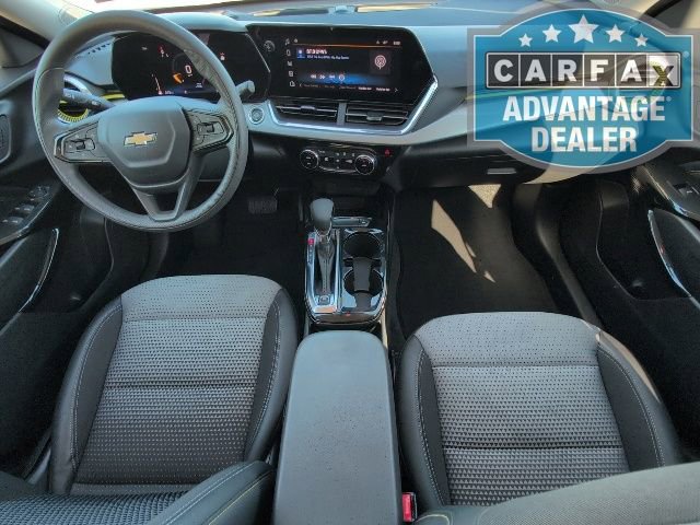 Used 2025 Chevrolet Trax LT image 5