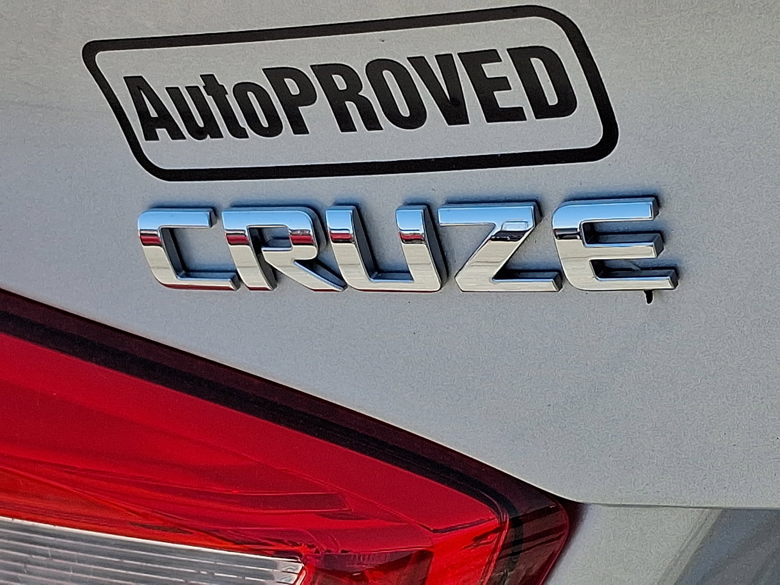 Used 2018 Chevrolet Cruze LT w/ Sun And Sound Package FWD image 29