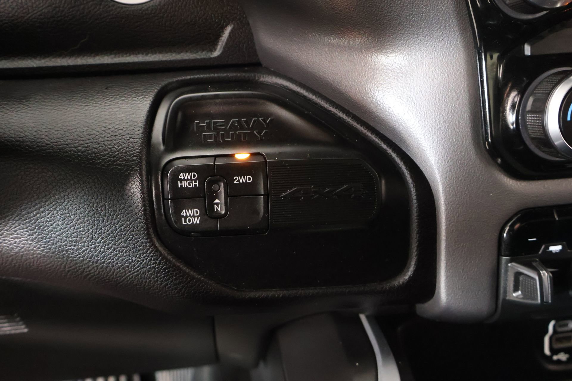 Used 2023 RAM 2500 Big Horn w/ Night Edition AWD/4WD image 8