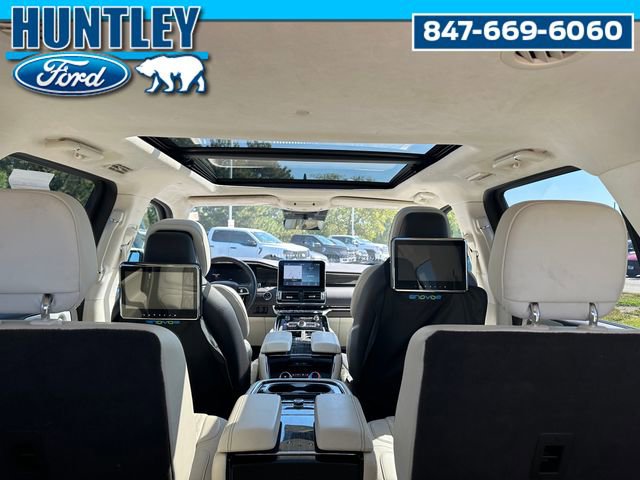 Used 2021 Lincoln Navigator Black Label w/ Cargo Convenience Package image 14