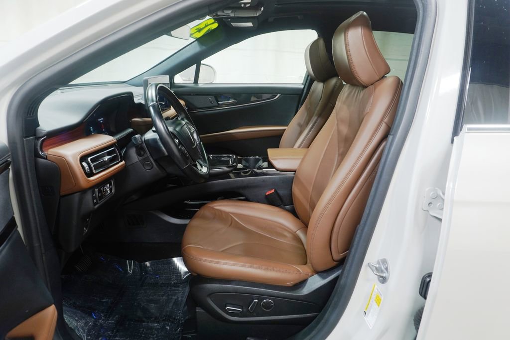 Used 2023 Lincoln Nautilus Reserve w/ Cargo Utility Package image 14