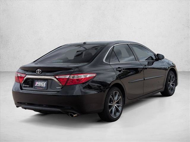 Used 2017 Toyota Camry XSE w/ Moonroof Package FWD image 5