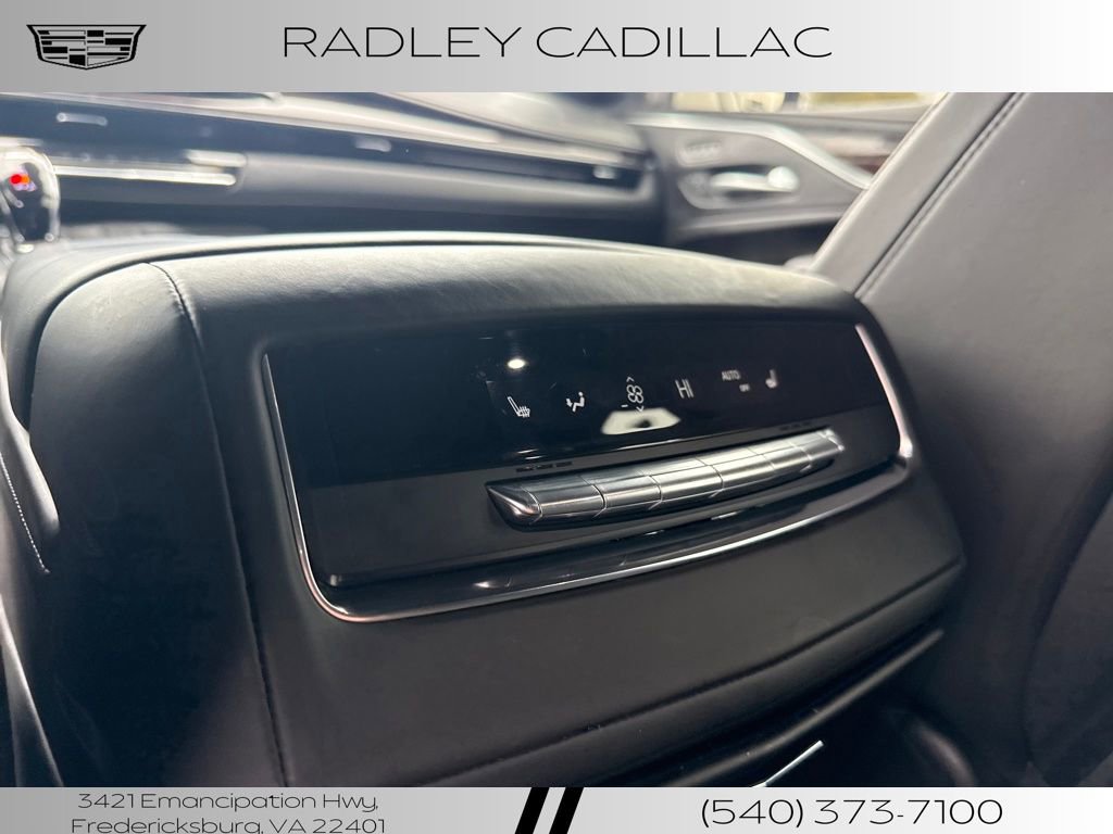Used 2022 Cadillac Escalade Sport Platinum image 14