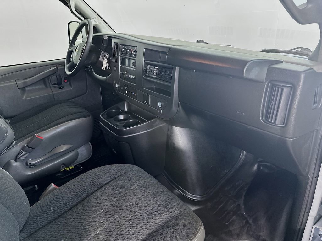 Used 2024 Chevrolet Express 2500 w/ Driver Convenience Package RWD image 31