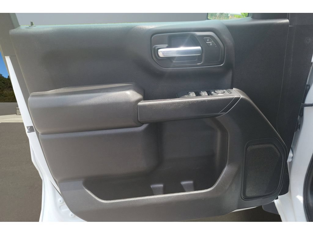 Used 2023 Chevrolet Silverado 1500 Custom AWD/4WD image 19