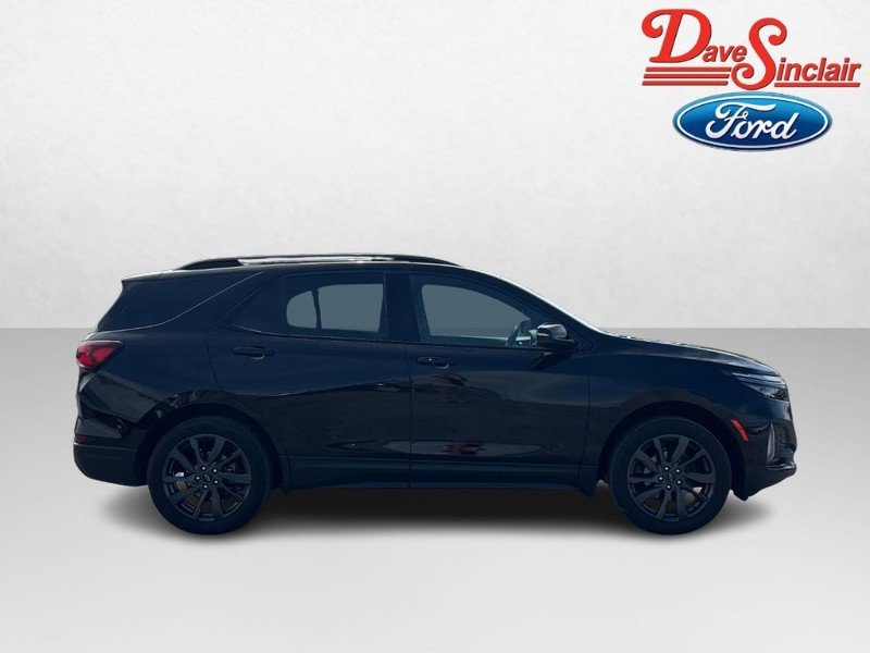 Used 2023 Chevrolet Equinox RS w/ RS Leather Package AWD/4WD image 5