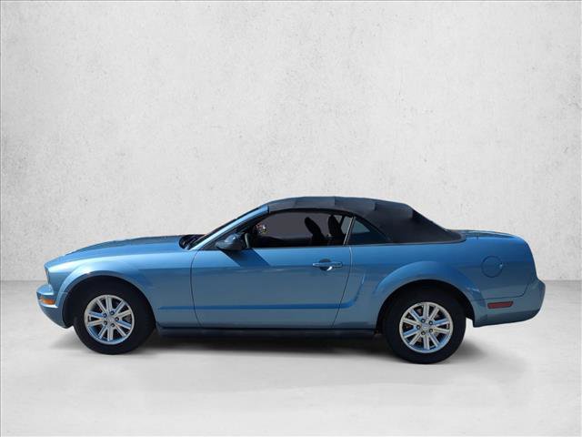 Used 2007 Ford Mustang Deluxe image 8