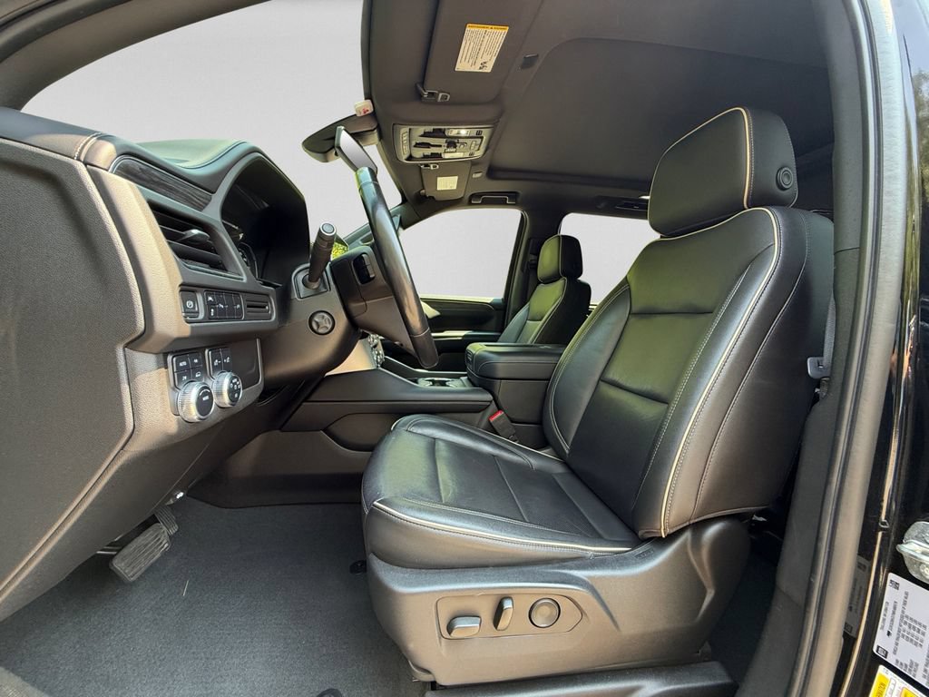Used 2021 GMC Yukon SLT w/ SLT Premium Package AWD/4WD image 22