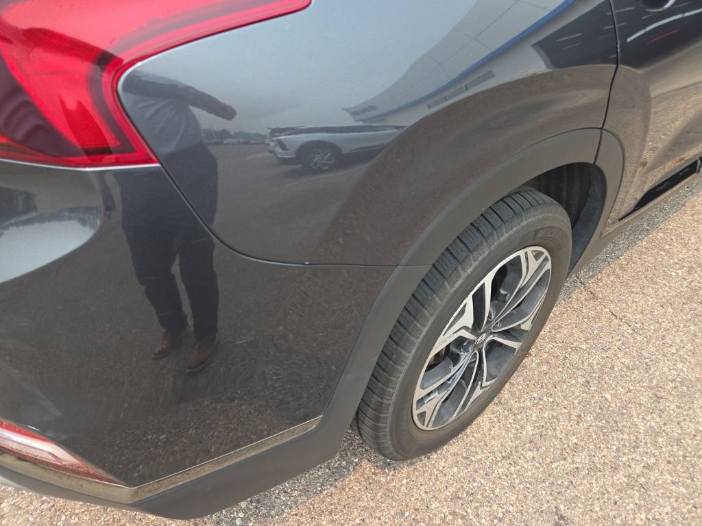 Used 2020 Hyundai Santa Fe Limited AWD/4WD image 4