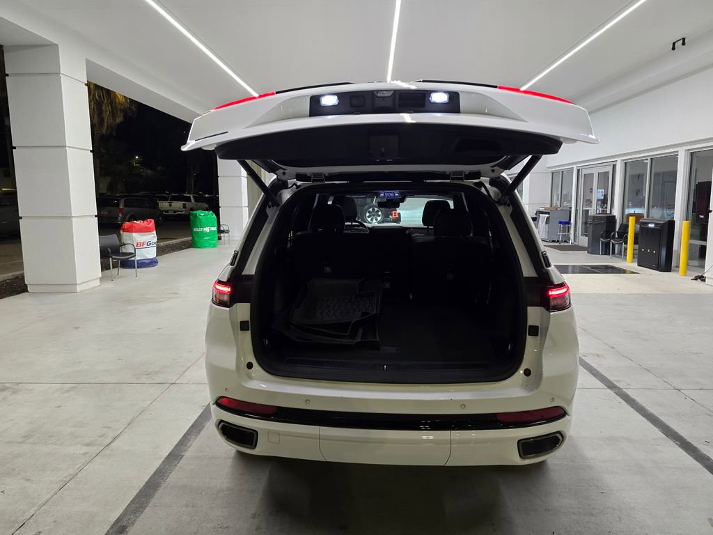 Used 2024 Jeep Grand Cherokee Limited 4xe image 45