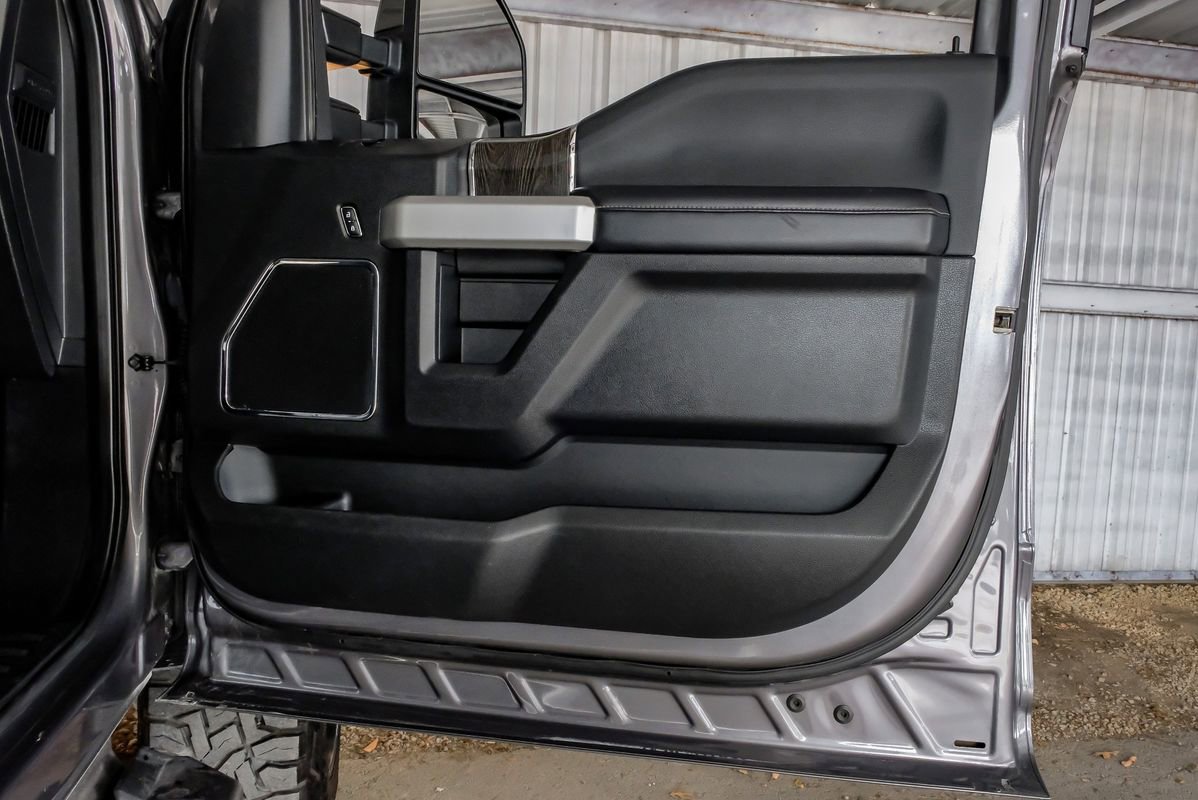 Used 2021 Ford F250 Lariat w/ Lariat Ultimate Package image 45